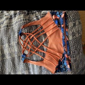 Lululemon Sports Bra Size 6